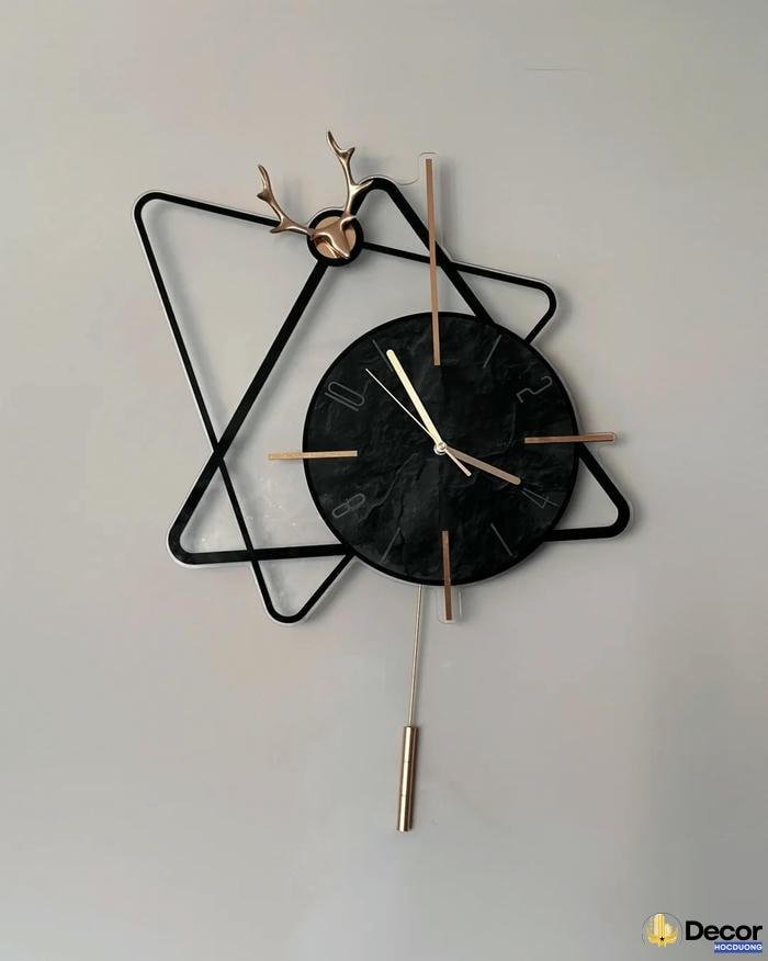 Trang trí đồng hồ treo tường 8k