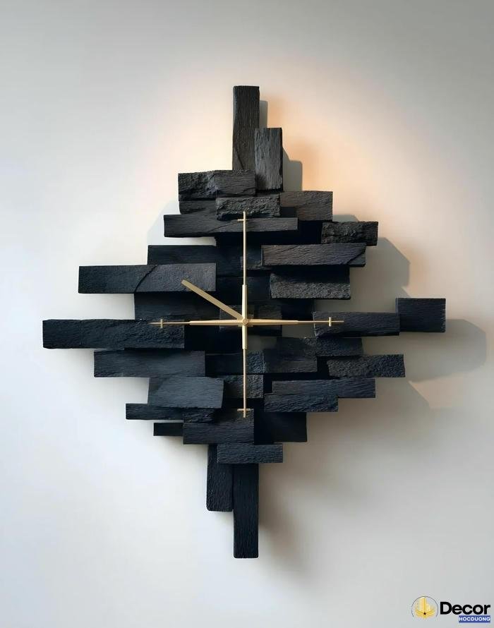 Trang trí đồng hồ treo tường kiểu mê cung