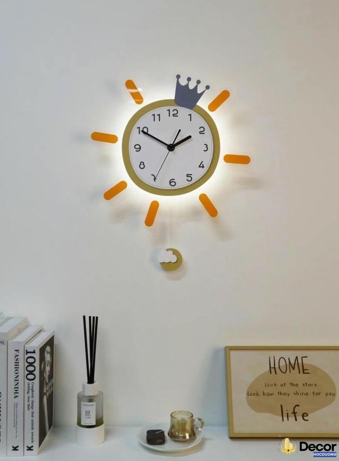 Trang trí đồng hồ treo tường sáng