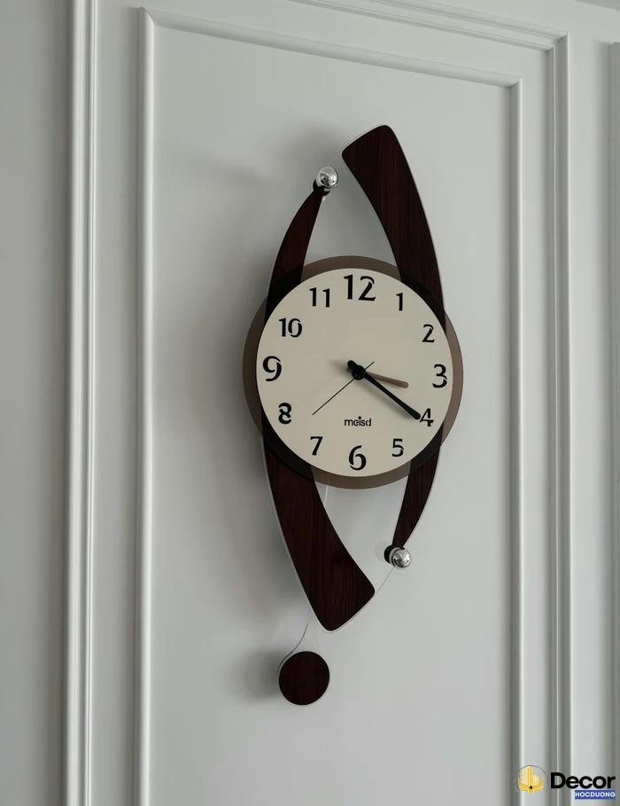 Trang trí đồng hồ treo tường thời đại mới