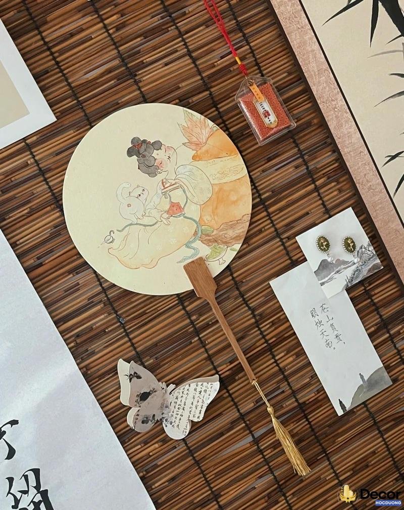 Trang trí mành tre khiến phòng ngủ dễ chịu hơn.