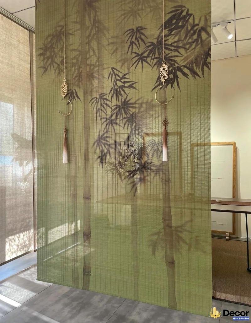 Trang trí mành tre mang lại cảm giác bình yên.
