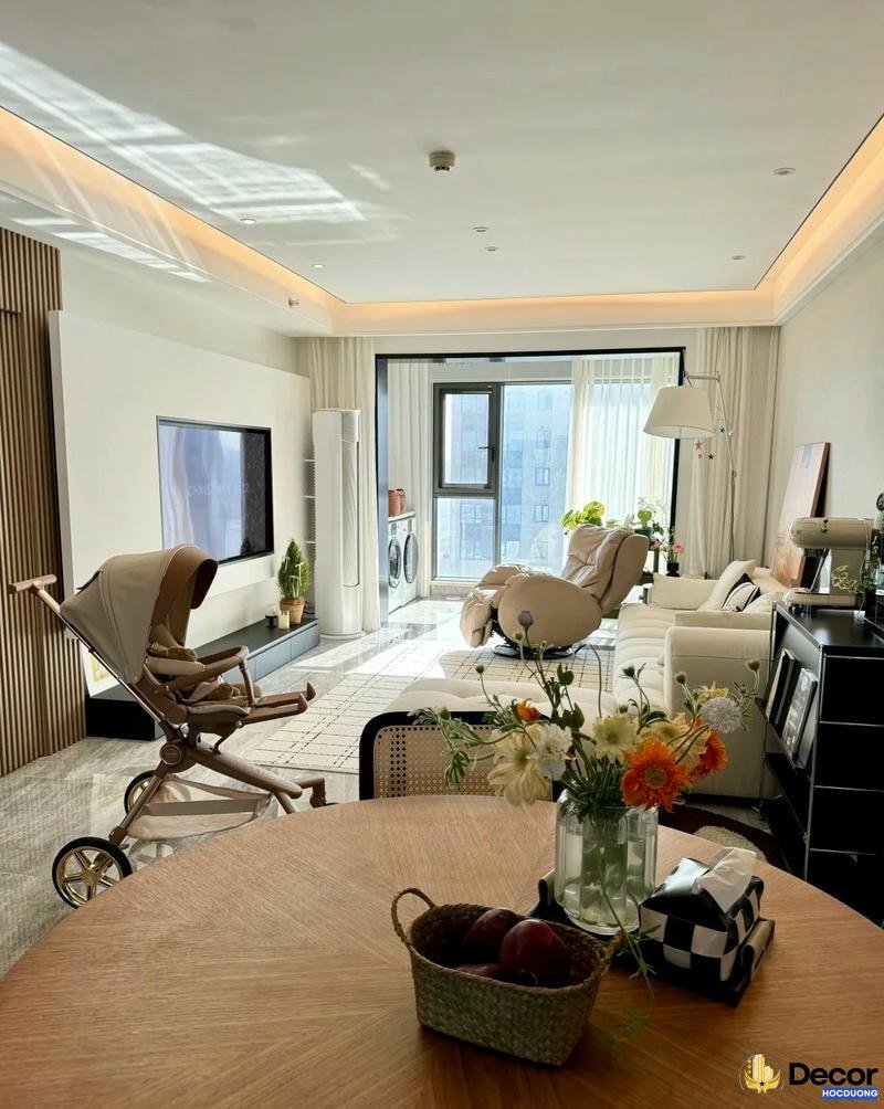 Trang trí nội thất kết hợp cây xanh làm không gian thanh lọc.