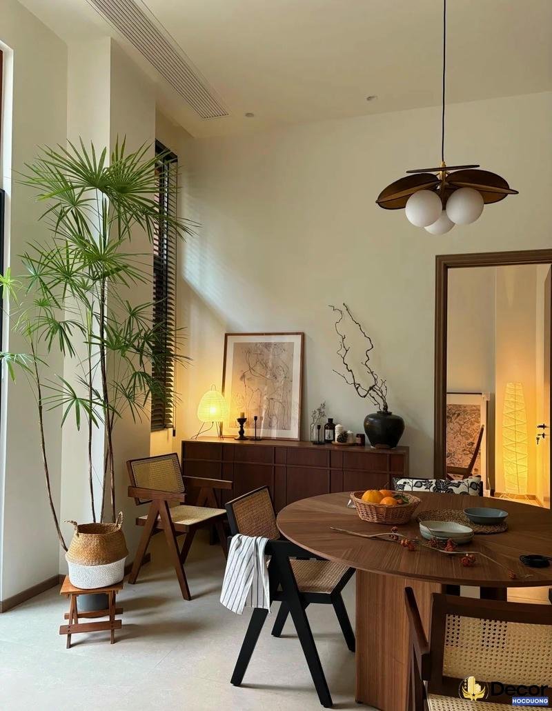 Trang trí nội thất tạo cảm giác ấm cúng cho bữa ăn gia đình.