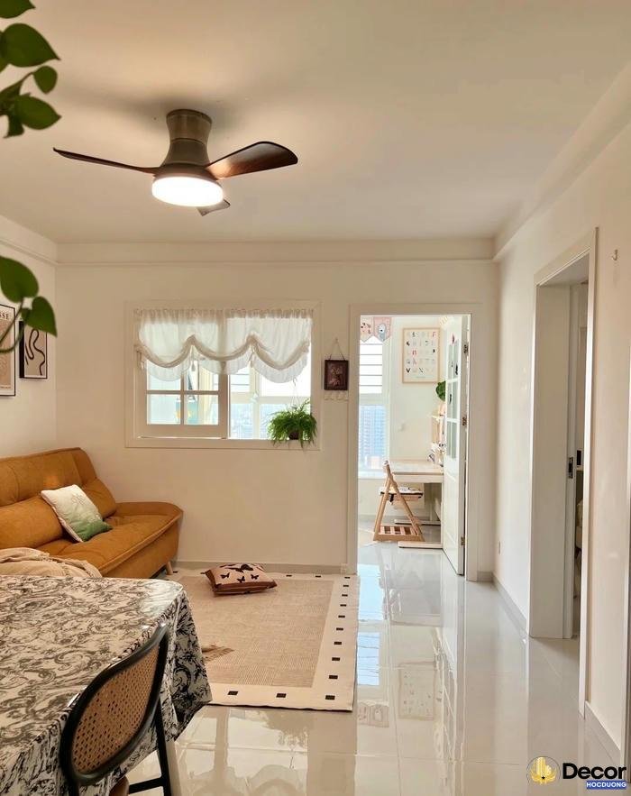 Vach ngan trang tri phong khach giup khong gian tro nen gan gui.