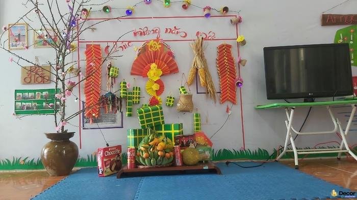 hinh anh trang trí lớp học ngày tết
