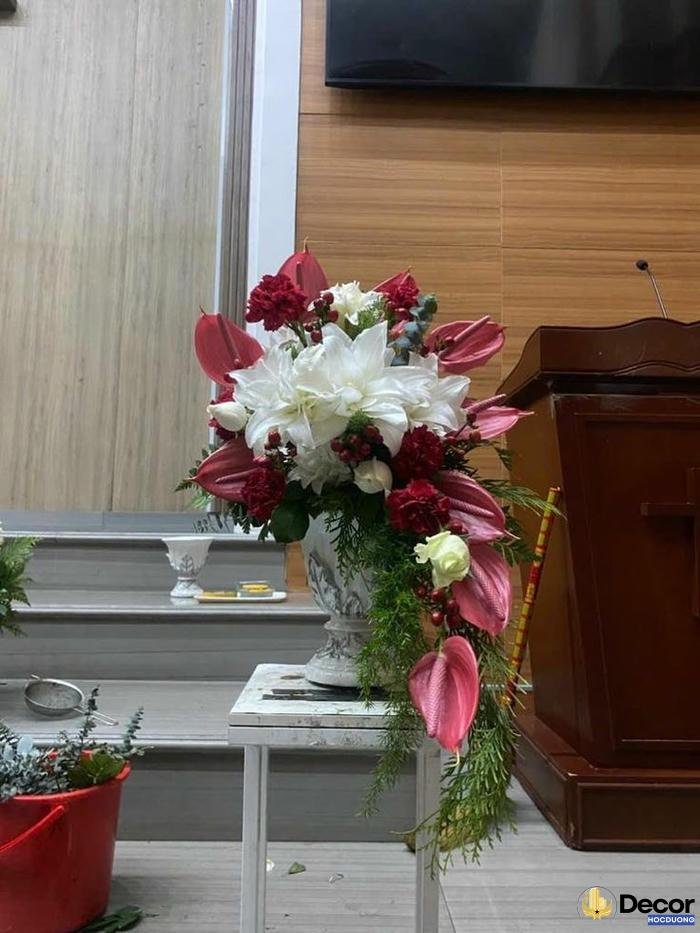 hoa trang trí hiện đại