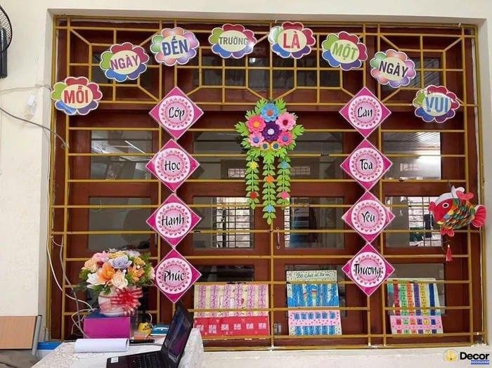 mẫu trang trí lớp học đẹp