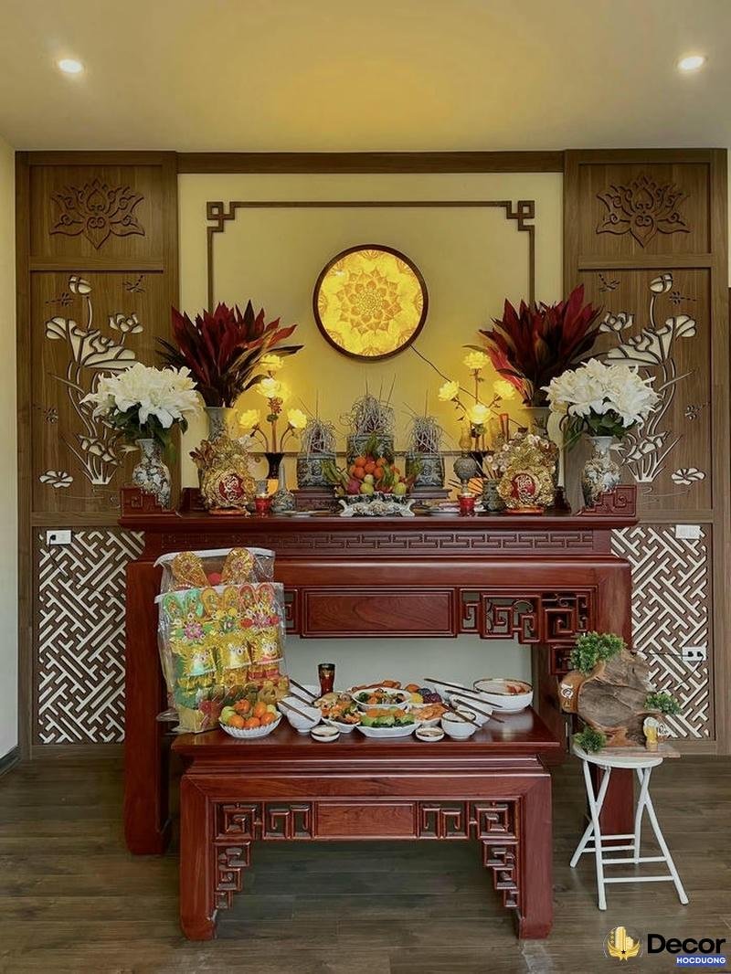 trang trí bàn thờ nhà dân