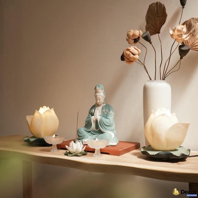 trang trí bàn thờ phật hoa sen