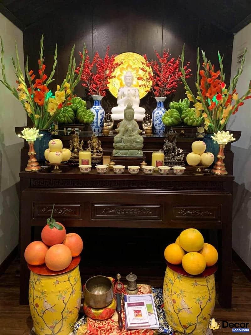 trang trí bàn thờ truyền thống