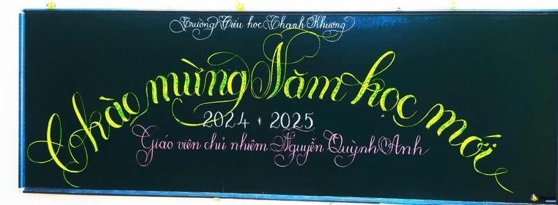 trang trí bảng chào mừng năm học mới chỉ có chữ