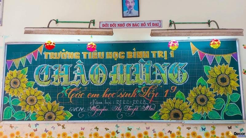 trang trí bảng chào mừng năm học mới hoa hương sduongw