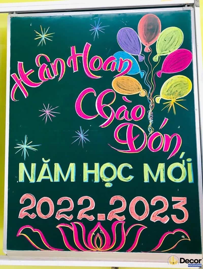 trang trí bảng chào mừng năm học mới sáng tạo