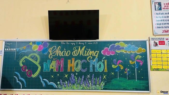 trang trí bảng lễ khai giảng chủ đề