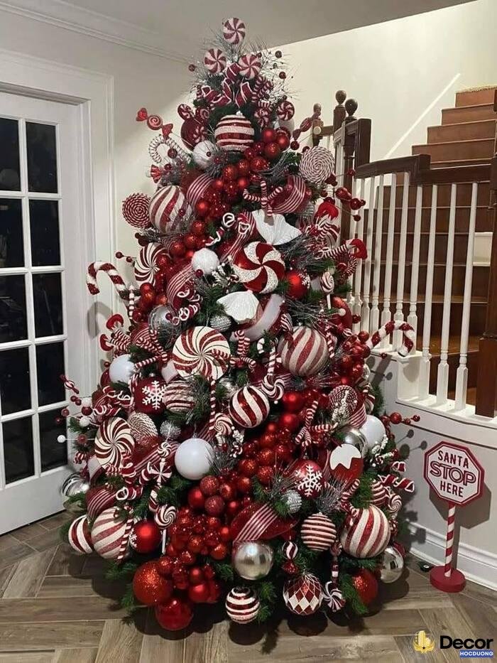 trang trí cây thông đẹp xinh