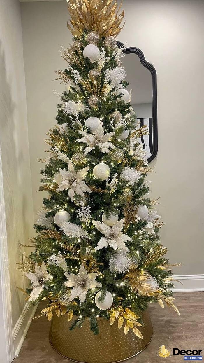 trang trí cây thông