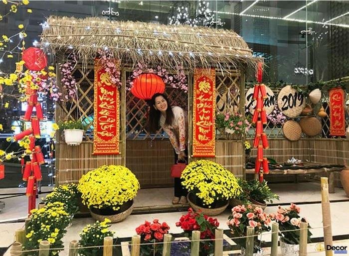 trang trí gian hàng tết ấn tượng