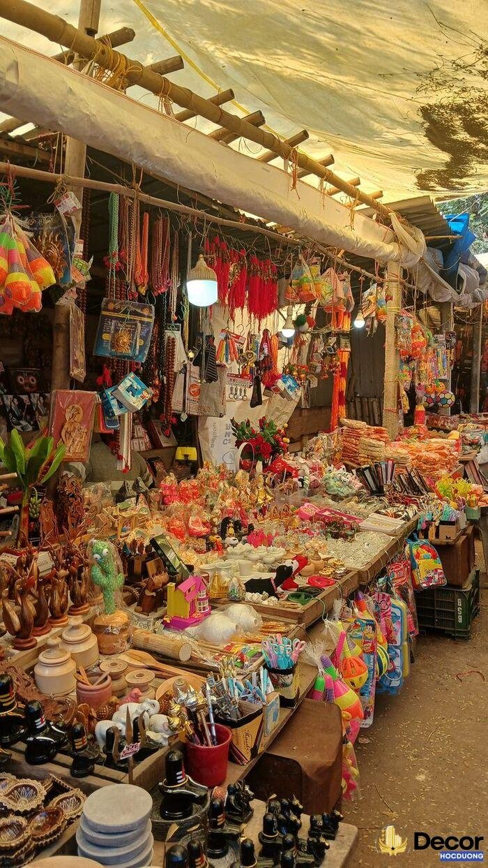 trang trí gian hàng tết xinh