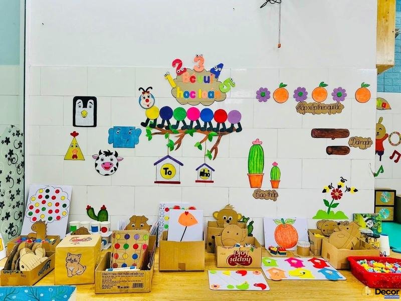 trang tri goc mam non