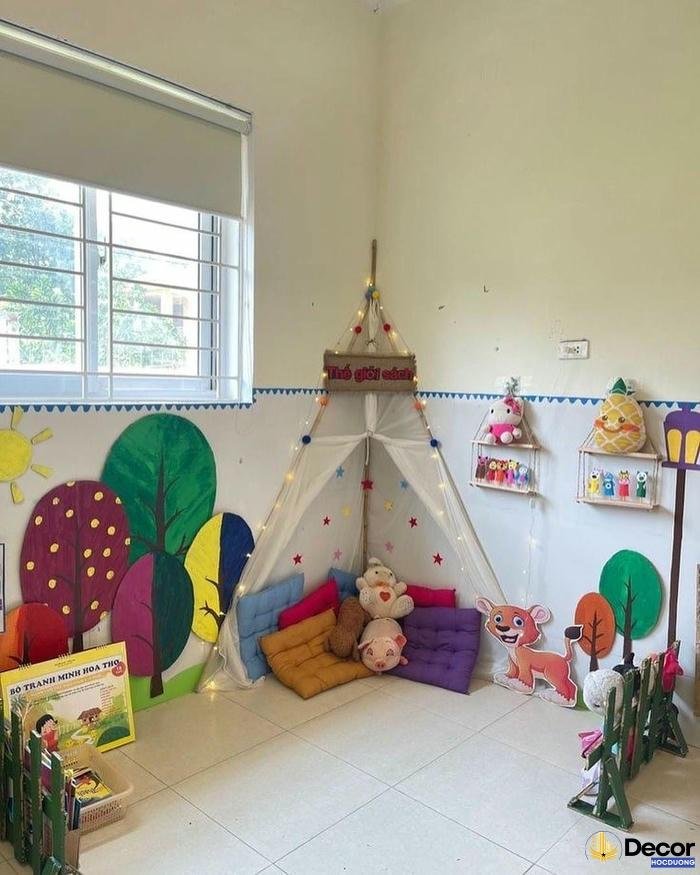 trang trí góc thư viện than thiện