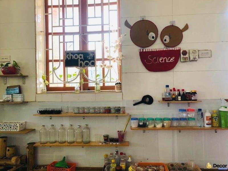 trang trí lớp học mầm non sinh động