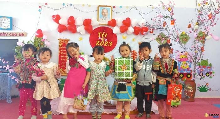 trang tri lop tet