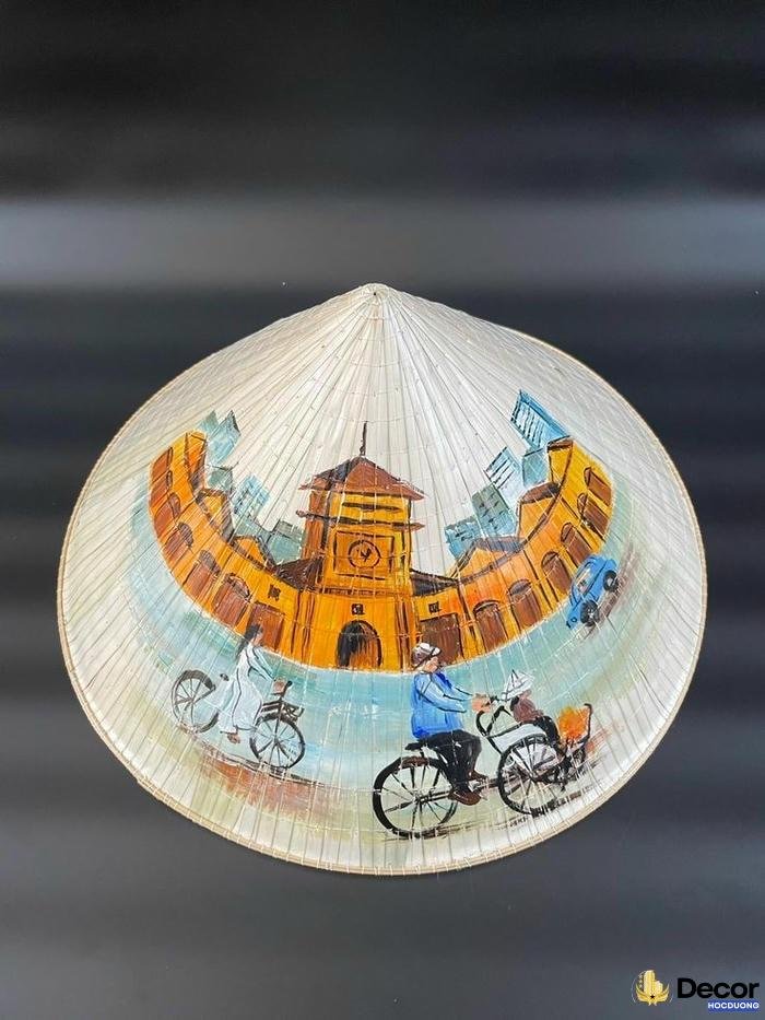 trang trí nón lá truyền thống