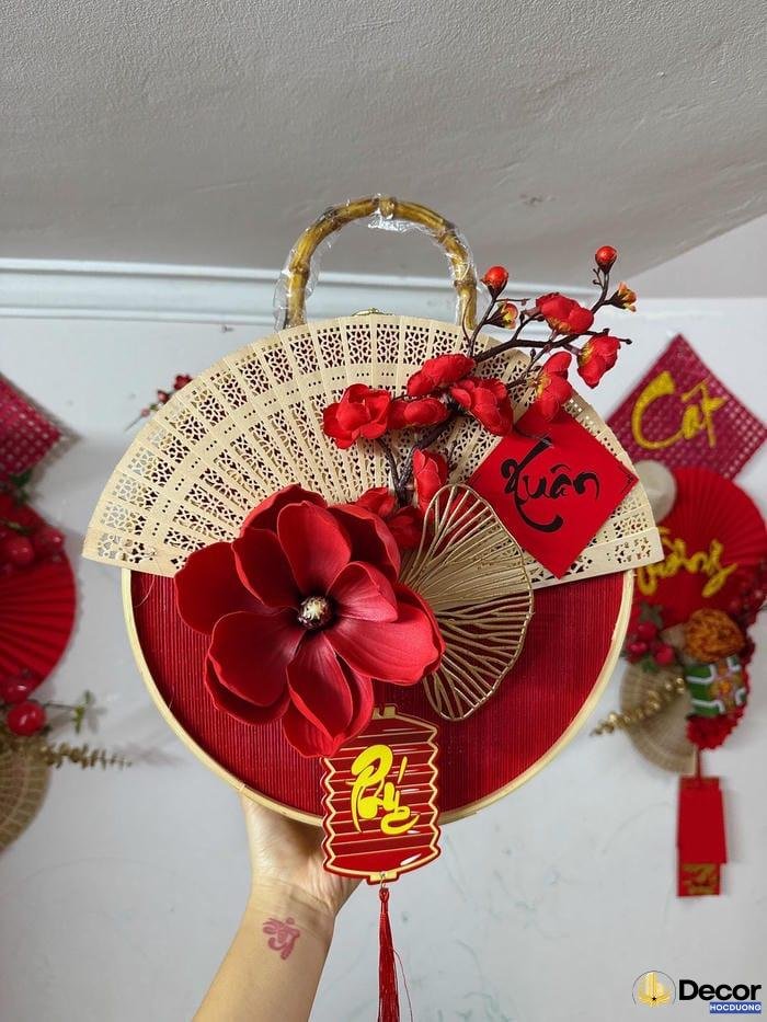 trang trí quạt tết đậm chất Việt