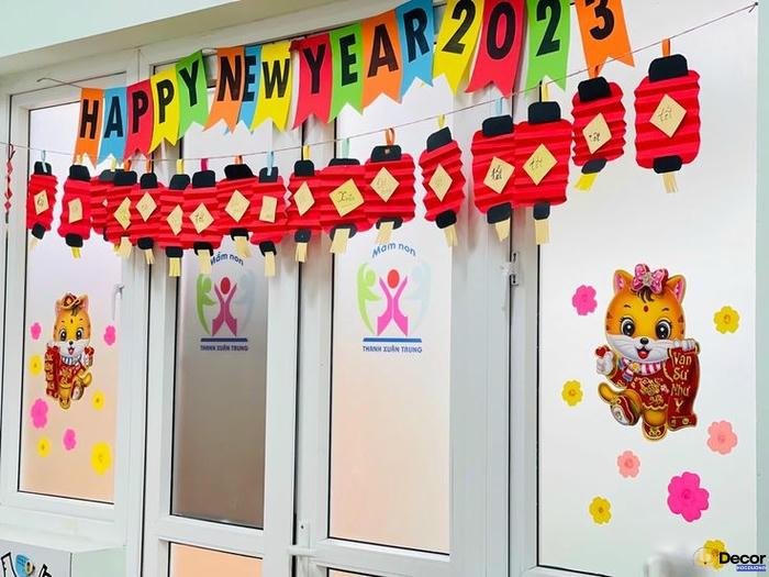 trang trí tết mầm non cho lớp học
