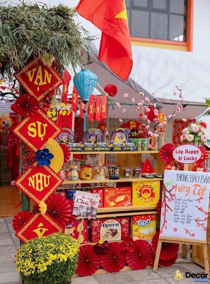 trang trí tiểu cảnh tết với dây may mắn