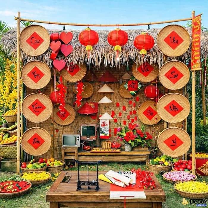 trang trí tiểu cảnh tết xưa với nón lá
