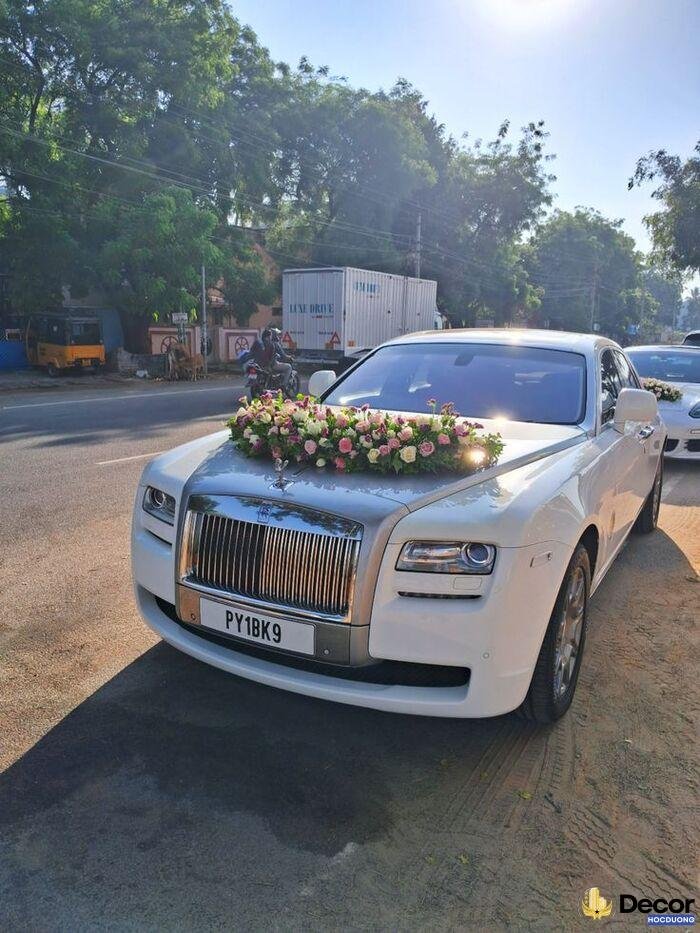 trang trí xe hoa ngầu