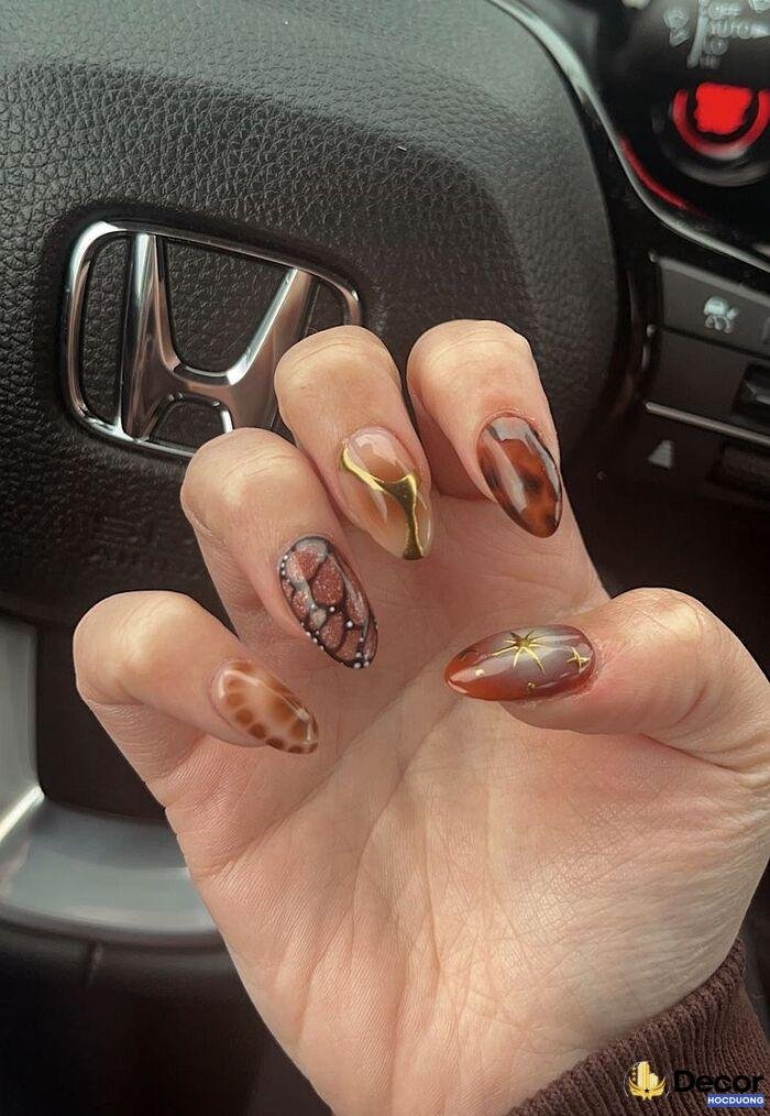 almond nails thanh lịch