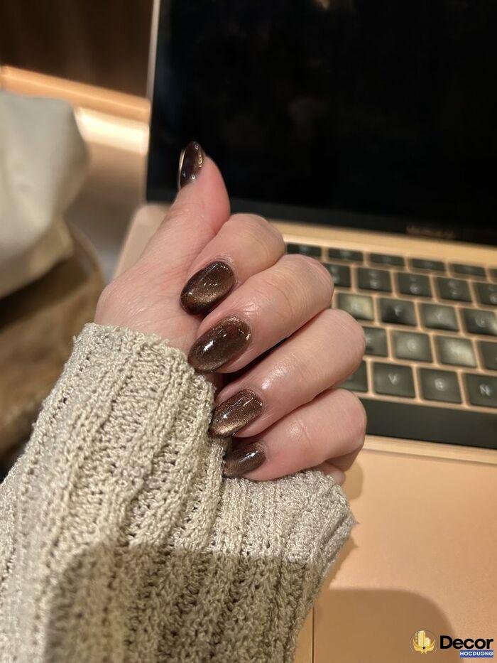 cat eye nails ánh mắt mèo