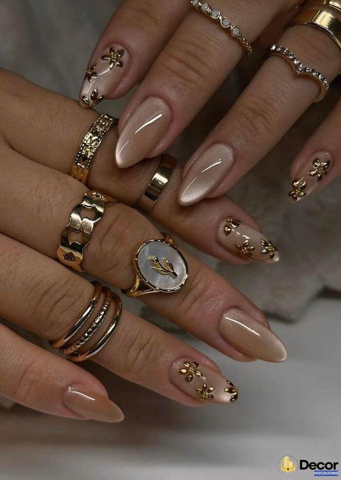 cat eye nails cuốn hút