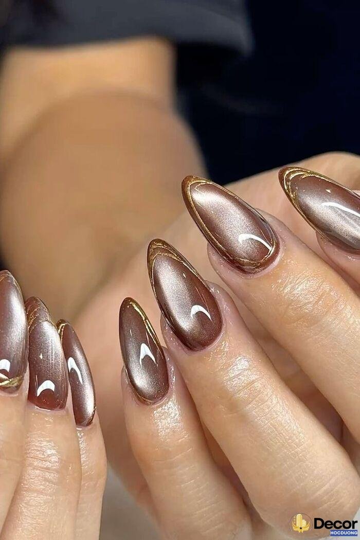 cat eye nails lấp lánh
