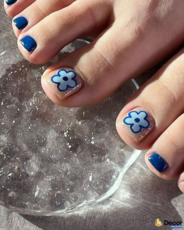 nail chân tối giản cute