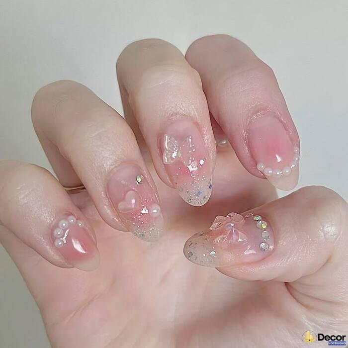 nail cô dâu đính đá nhẹ