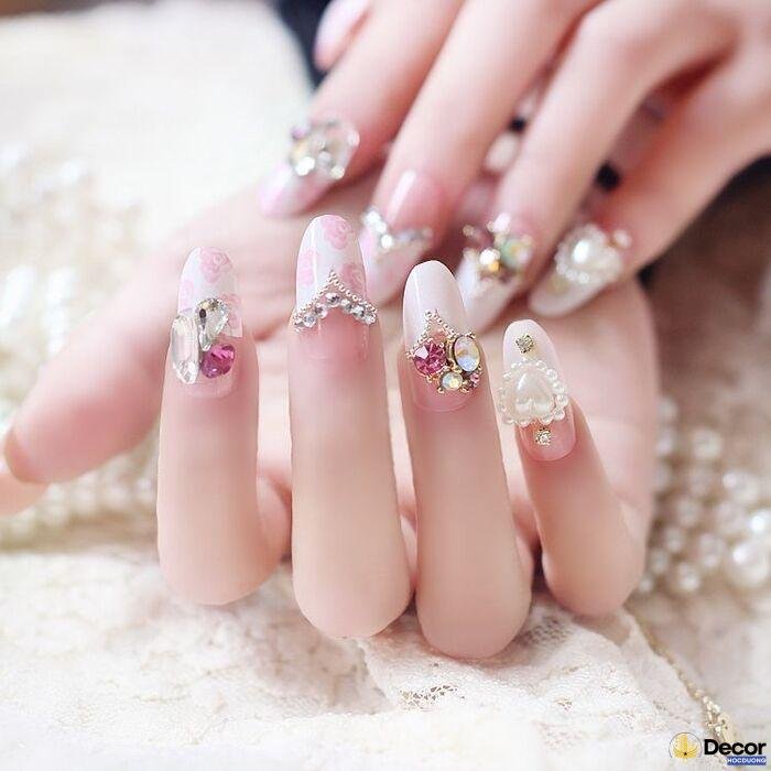 nail cô dâu đính đá