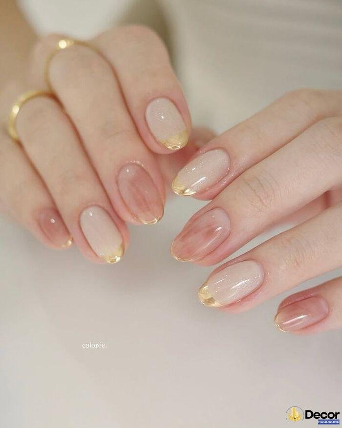 nail cô dâu tone đơn giản