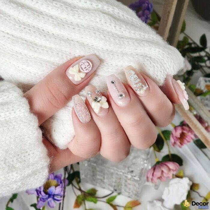 nail cô dâu tone trắng