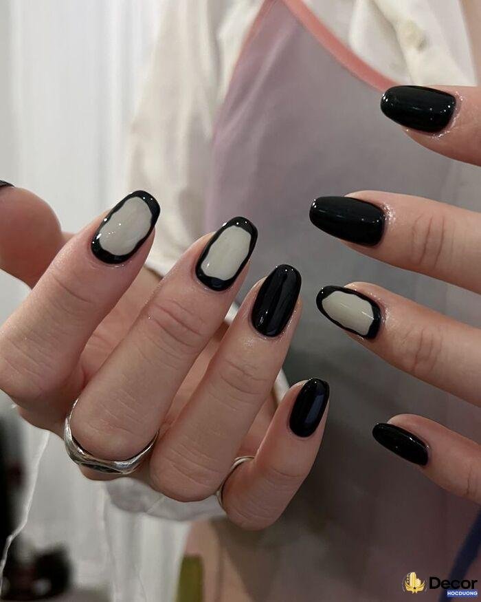 nail đen cá tính mạnh