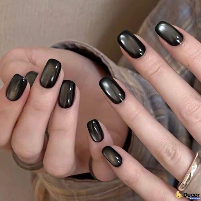 nail đen cá tính nhất