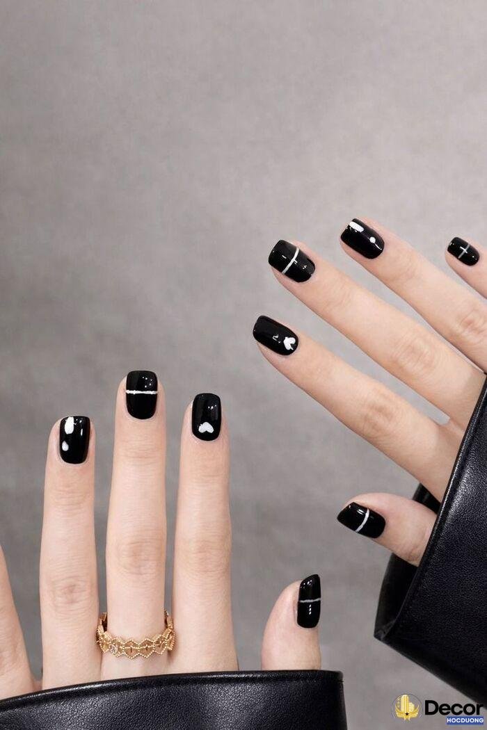 nail đen chất cực chất