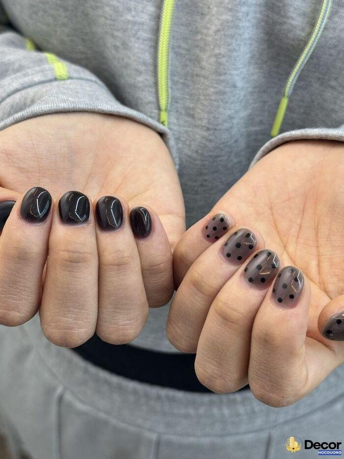 nail đen chất