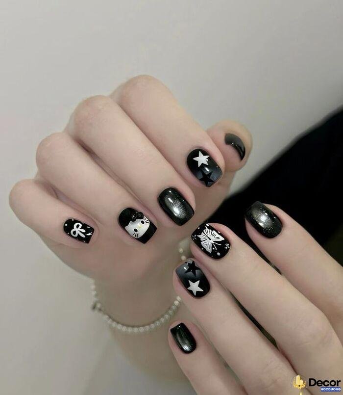 nail đen trắng art thiết kế đơn giản