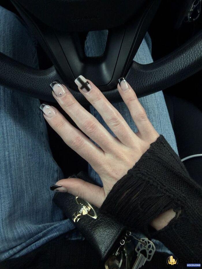 nail đen trắng chất nhất