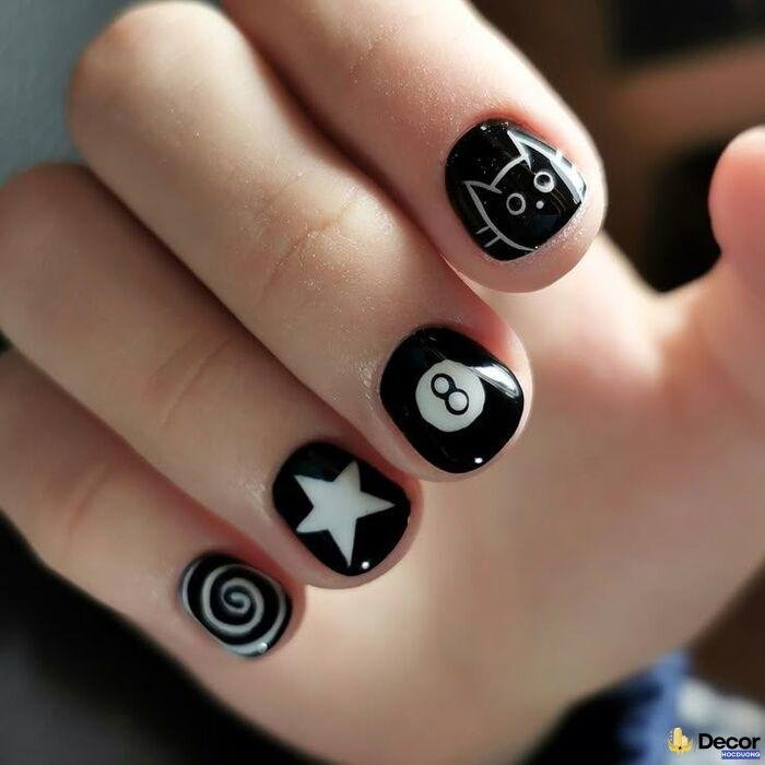 nail đen vẽ