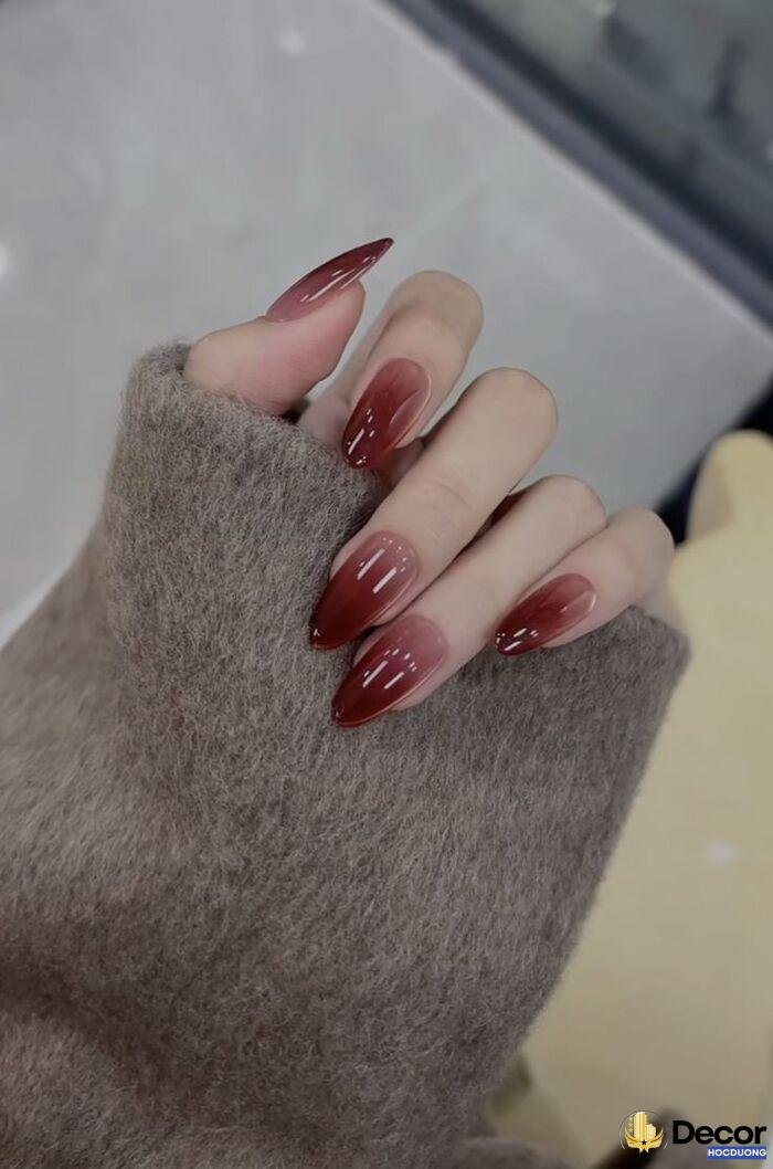 nail đỏ thanh lịch
